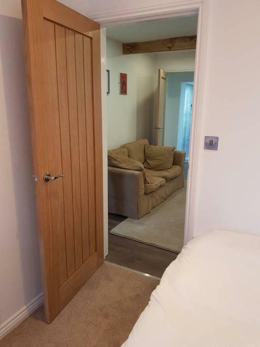 Apartment With Roof Terrace Close To City Centre Cardiff Eksteriør billede
